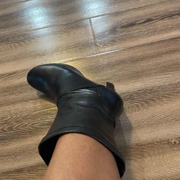 Brand new boots - Picture 14 of 14